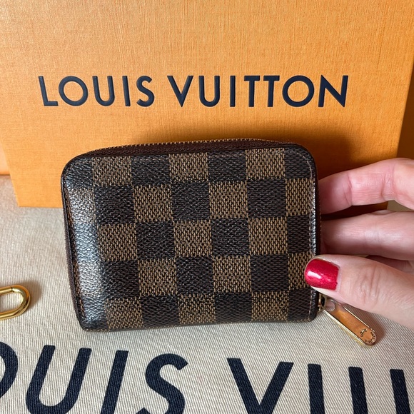 Louis Vuitton Damier Ebene Compact LV Zippy Wallet Wristlet - Picture 4 of 16